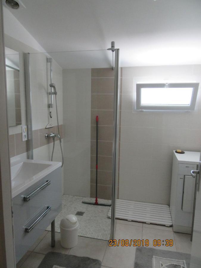 Location La Bree Les Bains 15 Personnes Villa Luaran gambar