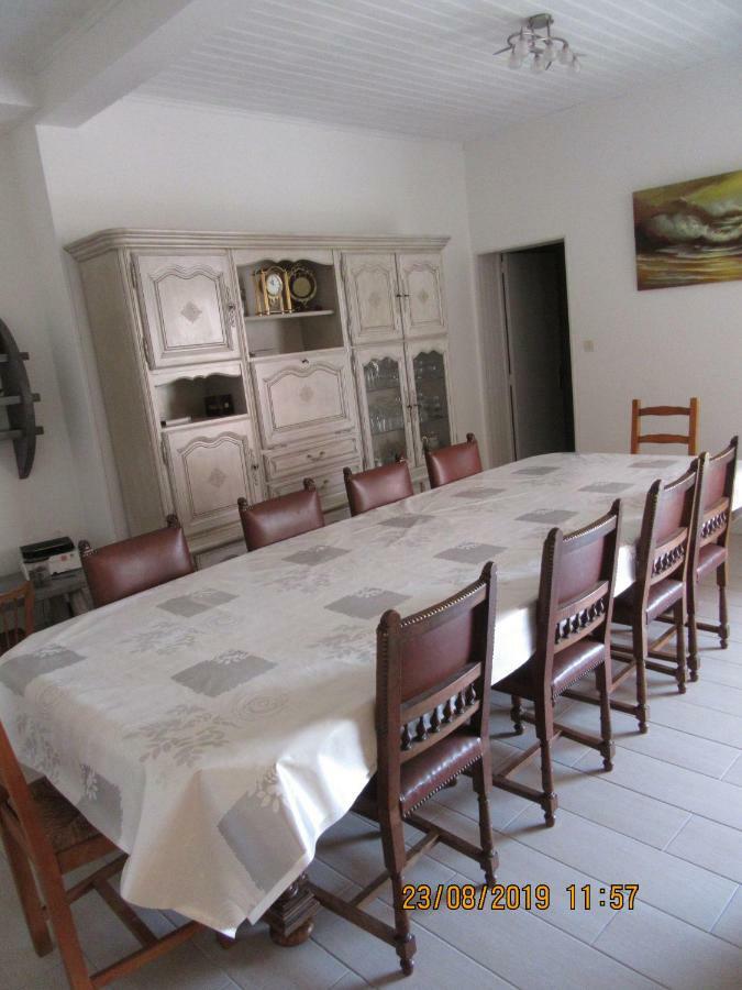 Location La Bree Les Bains 15 Personnes Villa Luaran gambar