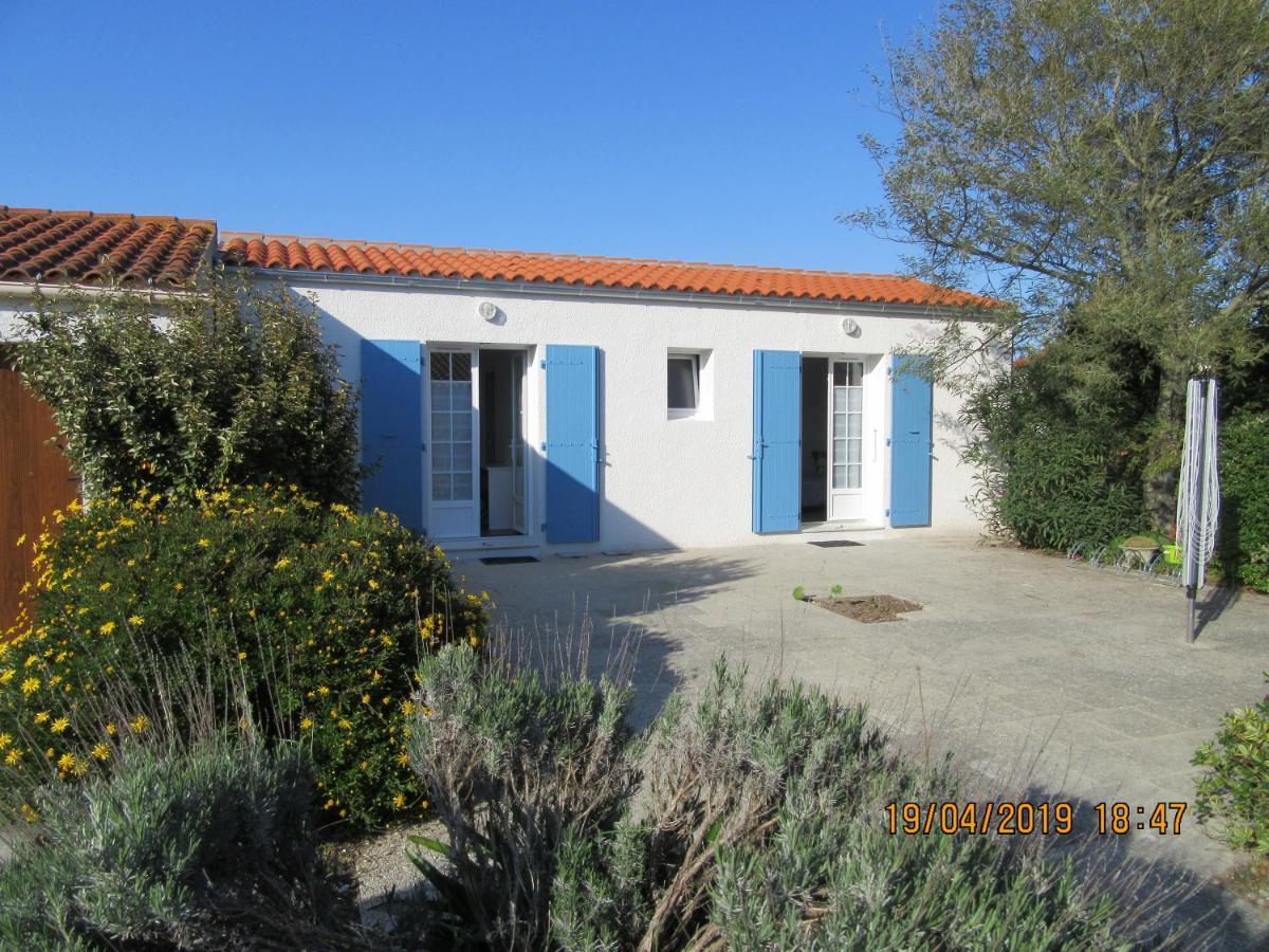 Location La Bree Les Bains 15 Personnes Villa Luaran gambar